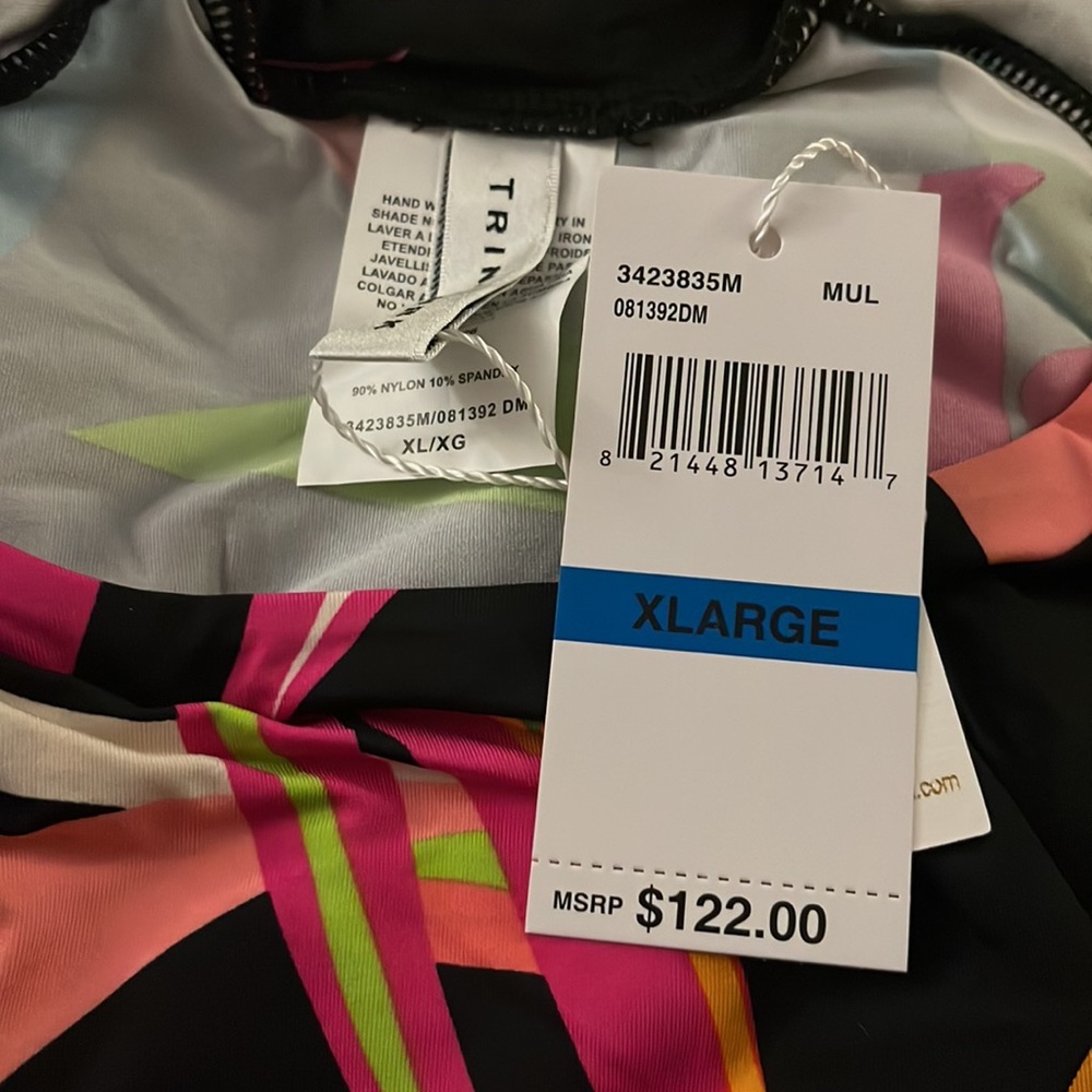 Trina Turk Birds of Paradise Swim Tee Rashguard - Picture 14 of 14